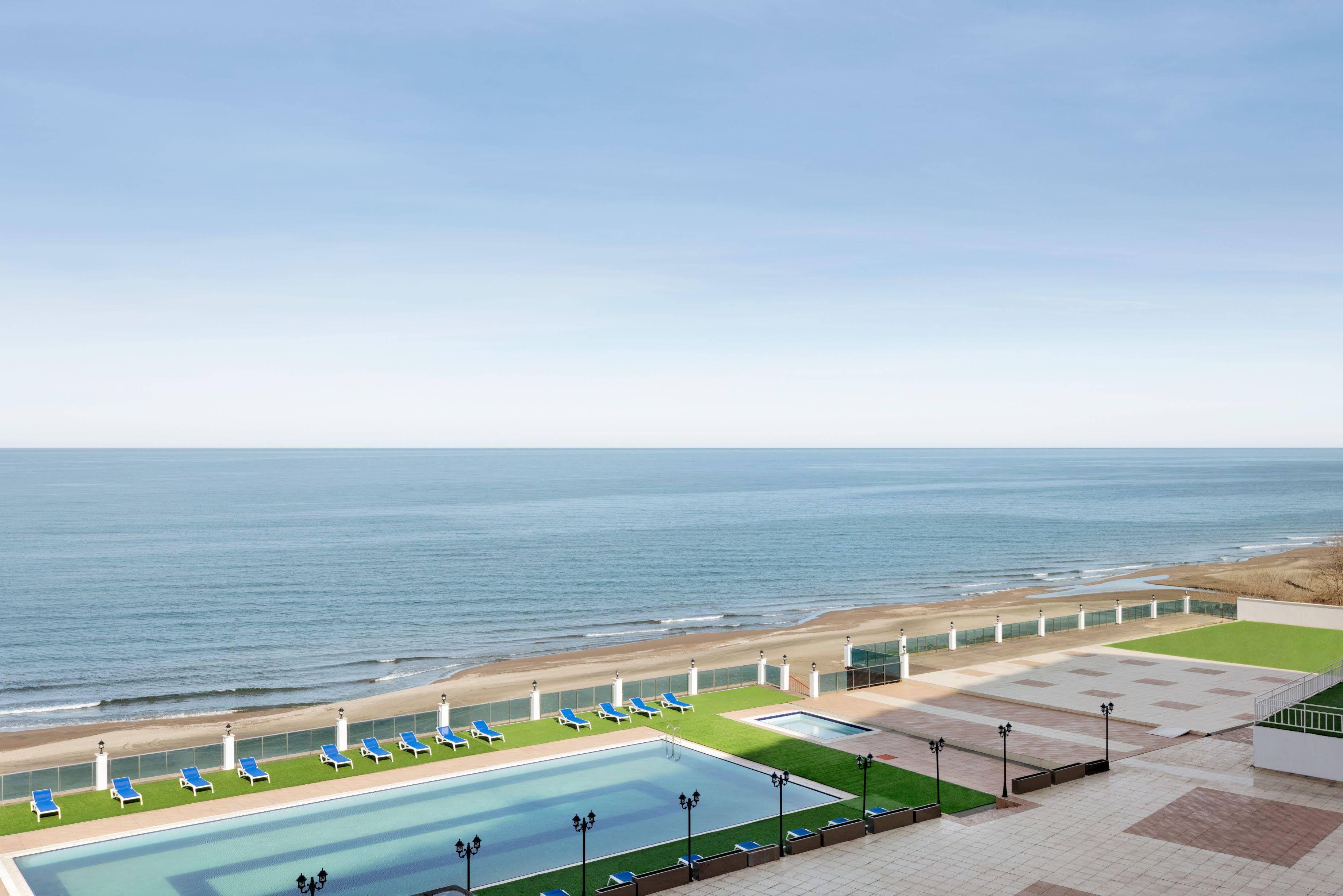 Ramada Resort By Wyndham Unye Eksteriør bilde