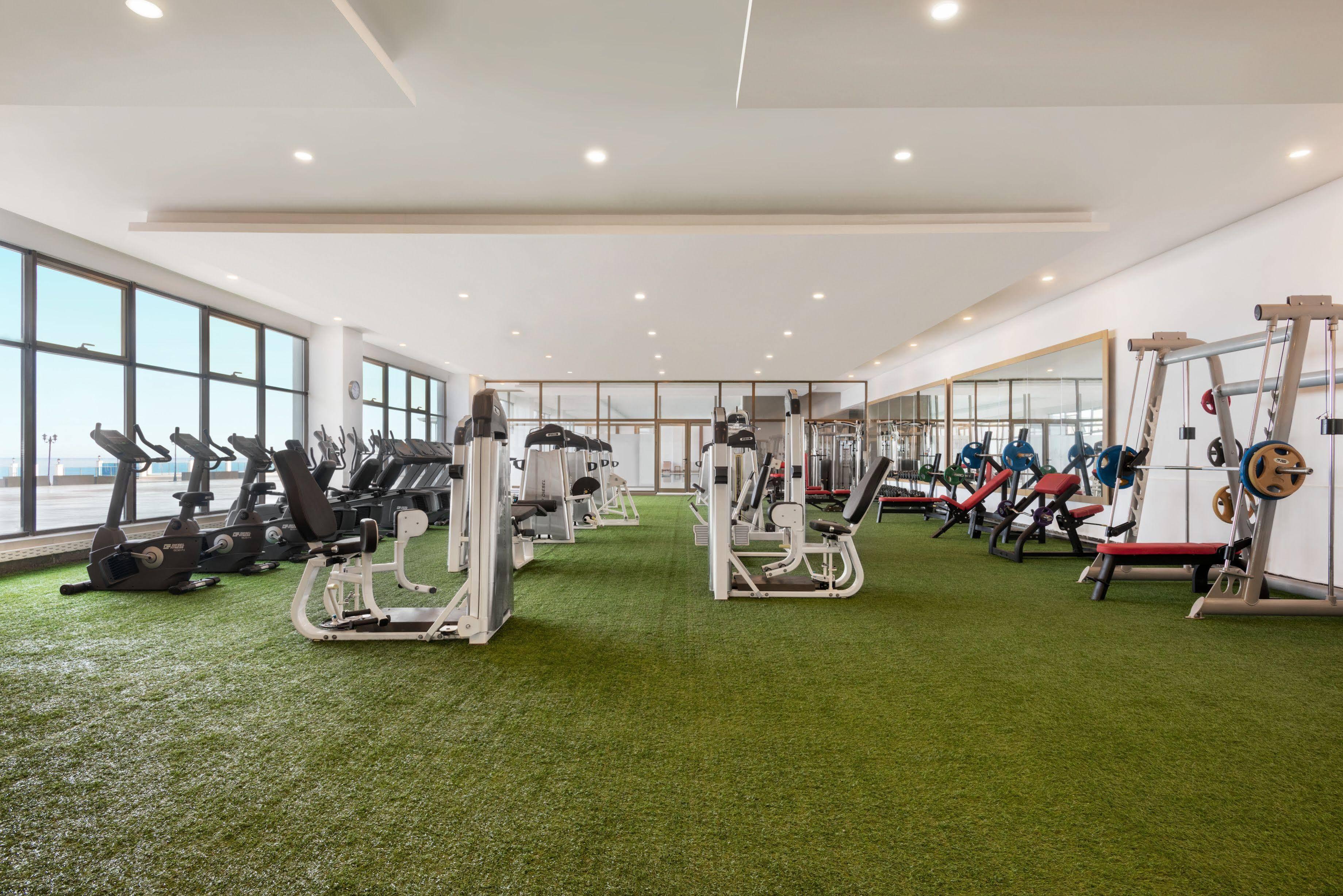 Ramada Resort By Wyndham Unye Eksteriør bilde