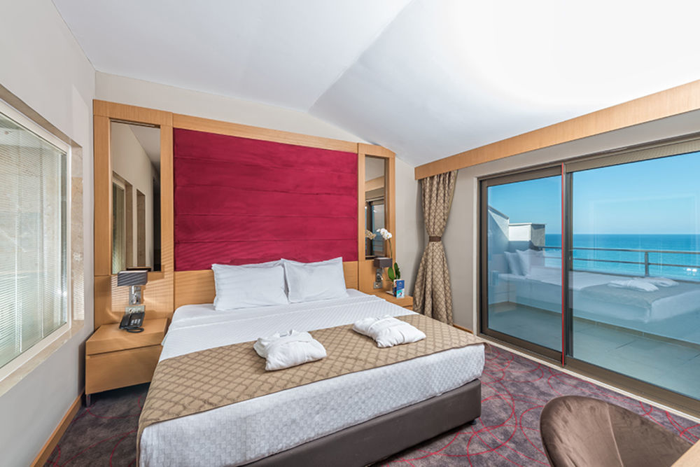 Ramada Resort By Wyndham Unye Eksteriør bilde
